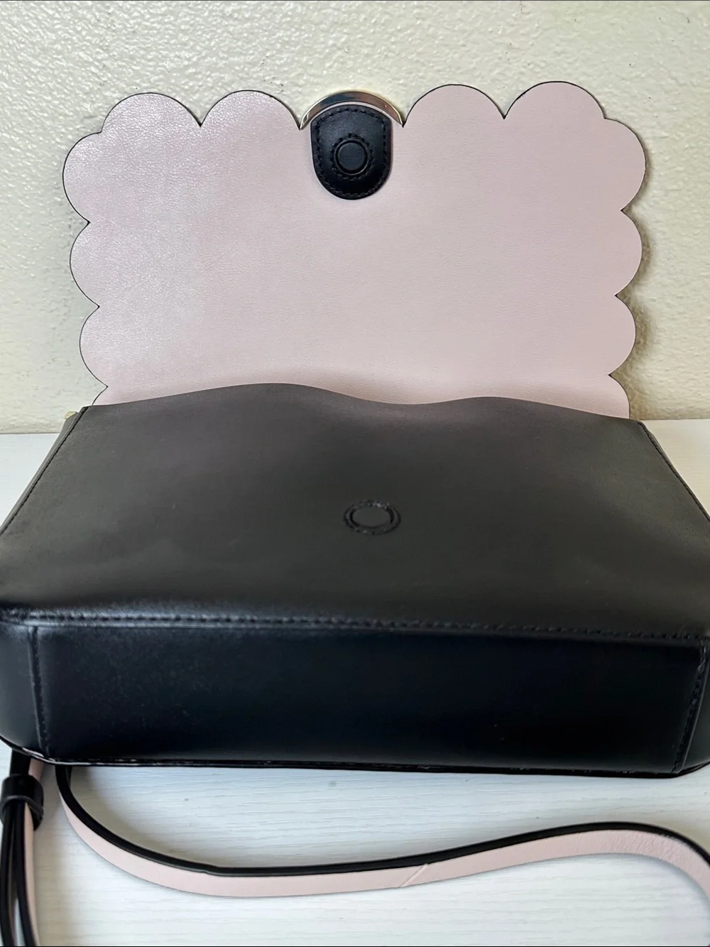 kate spade Black Scallop-Edge Leather Crossbody with Pink Interior